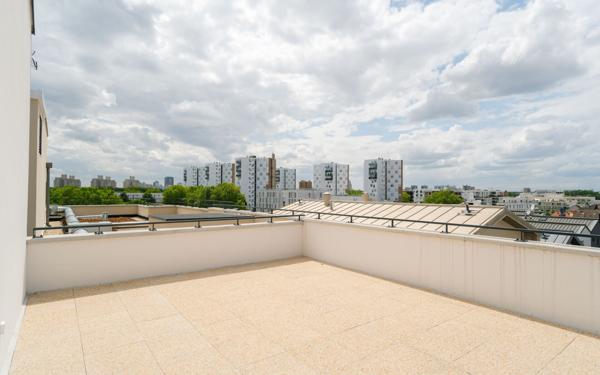 Appartement à louer    4 pièces •  Bobigny