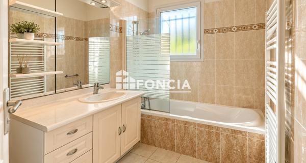 À vendre Maison 4 pièces 152 m² - Floirac 33270