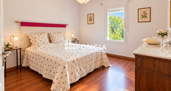 À vendre Maison 4 pièces 152 m² - Floirac 33270