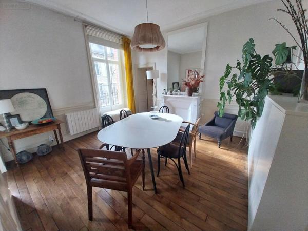 Appartement à vendre à Vitré en Ille-et-Vilaine (35500), ref : 35131-22   
centre-ville