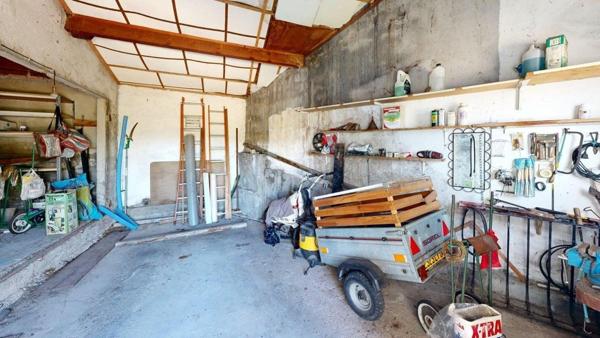 VILLA FAMILIALE 157 m² - Double garage et atelier