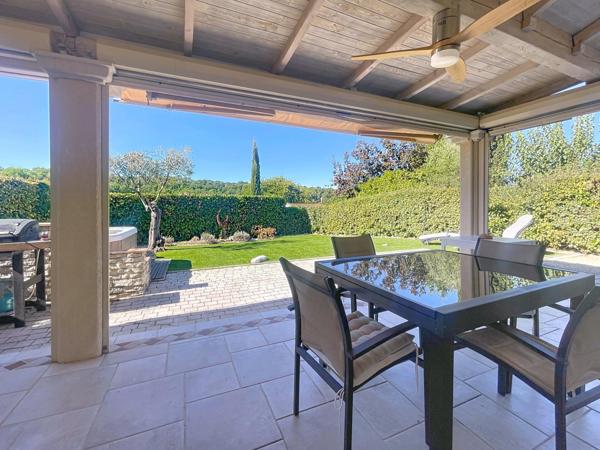 Maison 4 pièces à Tourrettes, proche commodités, jardin