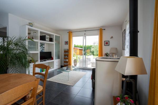 Vente Maison 6 pièces 142 m2 à Arveyres