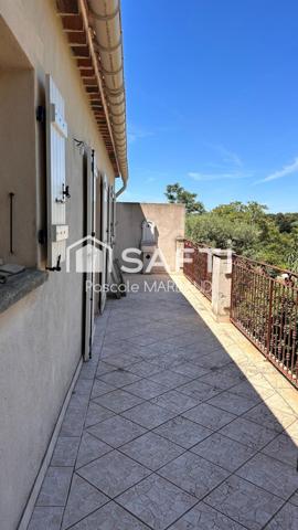 Spacieuse Bastide avec vue, piscinable, avec T2 de 51 m² supplémentaire , grange, abri-voiture, ect ....