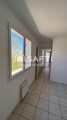 Spacieuse Bastide avec vue, piscinable, avec T2 de 51 m² supplémentaire , grange, abri-voiture, ect ....