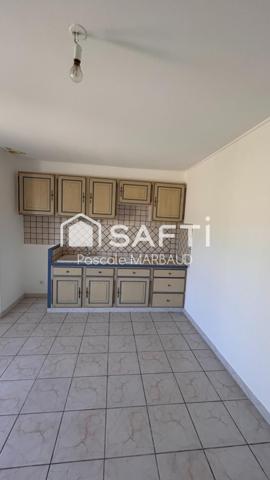 Spacieuse Bastide avec vue, piscinable, avec T2 de 51 m² supplémentaire , grange, abri-voiture, ect ....