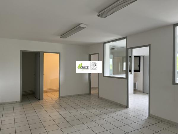 A LOUER BUREAUX LES GONDS 17100