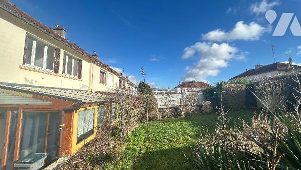A VENDRE - MAISON SEMIE MITOYENNE HARLY ! (02100)