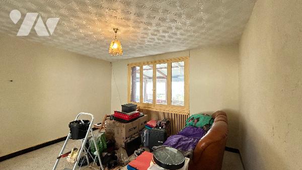 A VENDRE - MAISON SEMIE MITOYENNE HARLY ! (02100)