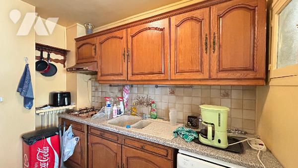 A VENDRE - MAISON SEMIE MITOYENNE HARLY ! (02100)