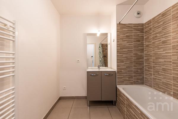 La pause mairie -- Appt  T2 Cenon