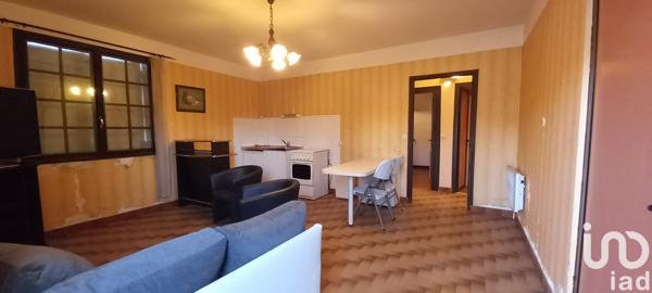 Maison traditionnelle 9 pièces de 146 m² à Aynac (46120)