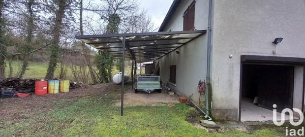 Maison traditionnelle 9 pièces de 146 m² à Aynac (46120)