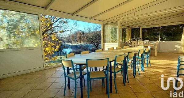 Maison traditionnelle 9 pièces de 146 m² à Aynac (46120)