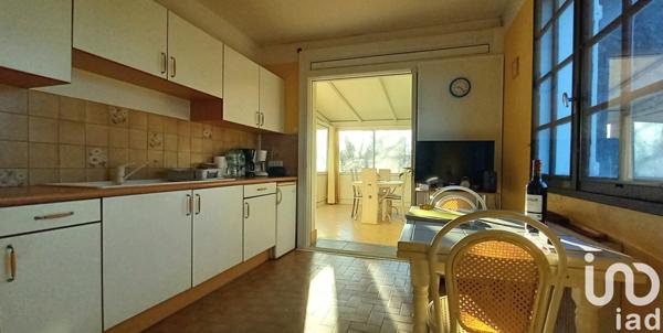 Maison traditionnelle 9 pièces de 146 m² à Aynac (46120)