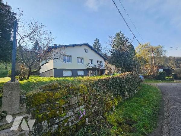 13994
A FONTENOY LE CHATEAU (88) 4 Impasse des Capucins