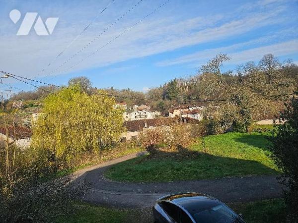 13994
A FONTENOY LE CHATEAU (88) 4 Impasse des Capucins