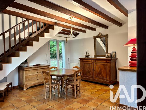 Maison à vendre 6 pièces 133 m² Saintes