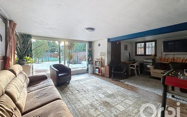 Maison à vendre    7 pièces • 217 m2 Clamart