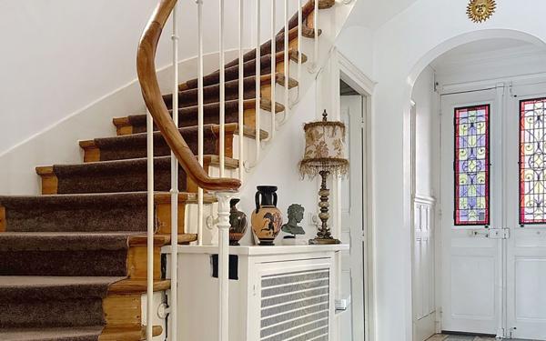 Maison à vendre    7 pièces • 217 m2 Clamart