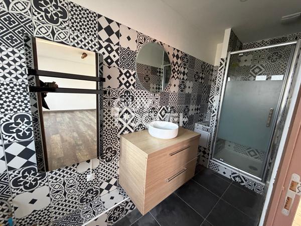Lambersart  165 m²  Murs commerciaux + appartement  Libre d'occupation