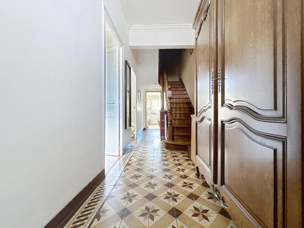 Coup de coeur Maison angevine 108 m² 5 pièces avec jardin Quartier Place du lycée