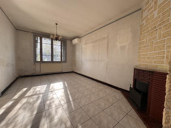 Sorgues (84700) Maison 6 pièce(s) 113 m2