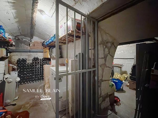 Maison 6 ch + jardin : grand séjour, bureau, cave.