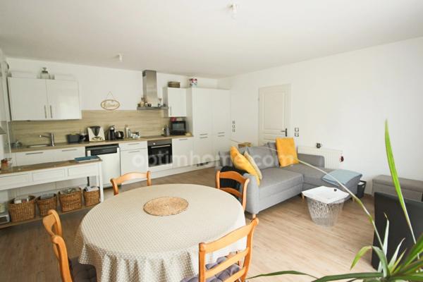 Croix Barbieux - T3 2 chambres 68 m2 avec garage et balcon en résidence de 2017