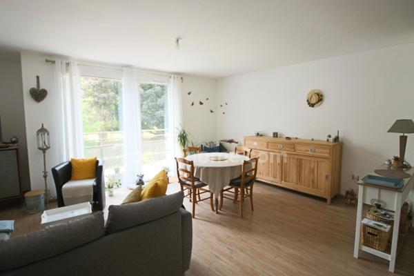 Croix Barbieux - T3 2 chambres 68 m2 avec garage et balcon en résidence de 2017