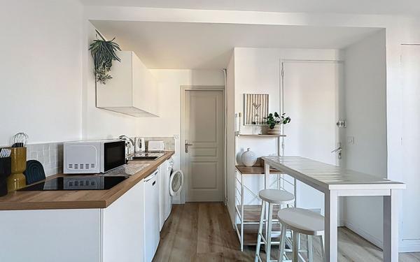 Appartement à louer    1 pièce •  Le Cannet