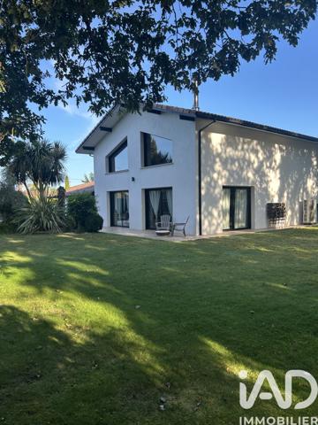 Maison à vendre 8 pièces 197 m² Saubion