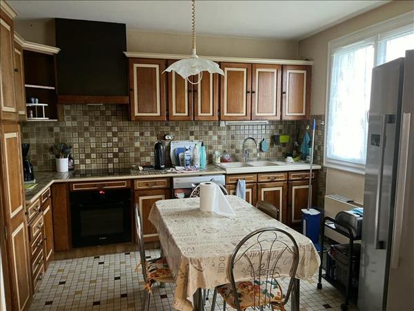 Maison à vendre |  Luçay-le-Mâle |  6 pièces | 122 m²