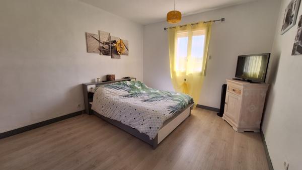Maison
         5 pièces
        - 133 m²
