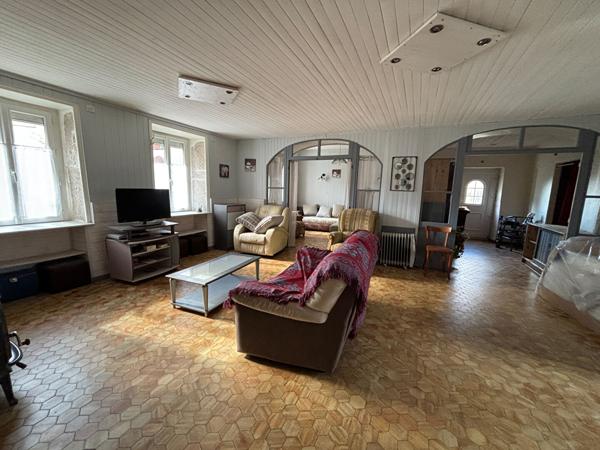 Charmante maison 5 pièces à vendre à Saint Martin du Mont -