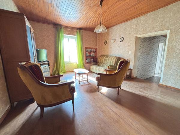 Charmante maison 5 pièces à vendre à Saint Martin du Mont -