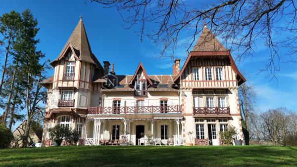 Elégant manoir du XIXe siècle à vendre au Sud de la Bourgogne