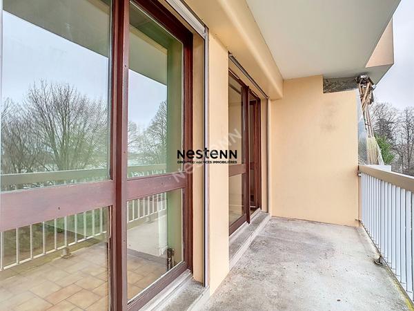 A VENDRE. Appartement avec place de parking privatif Echirolles 1 pièce(s) 39 m2