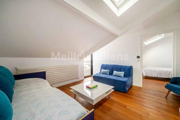 Maison style Hôtel particulier 270 m2 refaite à neuf avec  jardin paysagé et terrasse sud