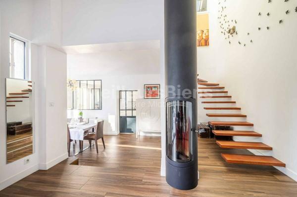 Maison style Hôtel particulier 270 m2 refaite à neuf avec  jardin paysagé et terrasse sud
