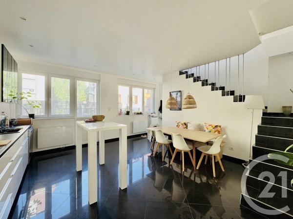 Appartement Loft à vendre  2 pièces - 88 m 2   STRASBOURG  - 67