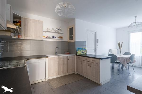 Maison à vendre |  Saintes |  6 pièces | 242 m²