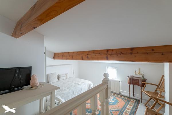 Maison à vendre |  Saintes |  6 pièces | 242 m²