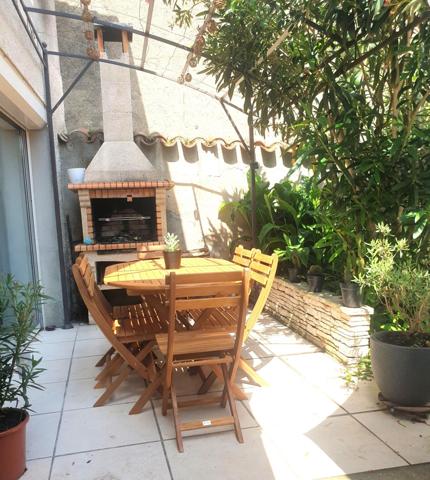 Centre de Roquecourbe charmante maison rénovée