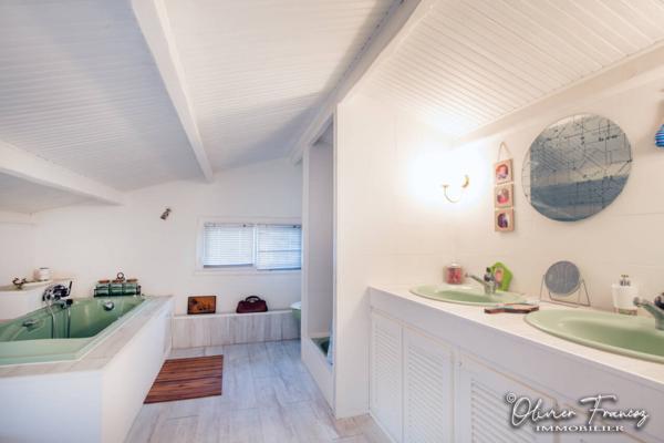 Maison à vendre 6 pièces de 200 m²