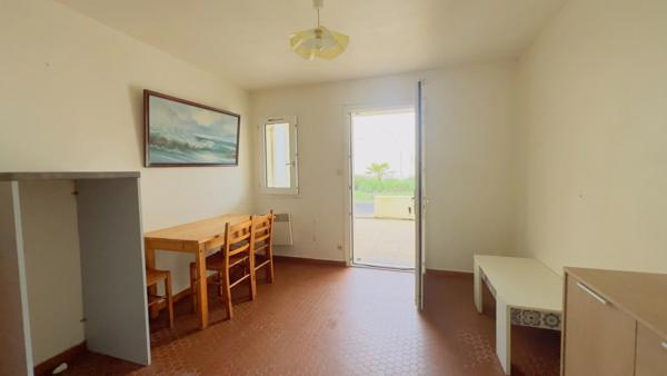 SAINT NIC - vente à 100 m de la plage - appartement T2 bis de 20 m² habitable - Tarasse - Parking privé