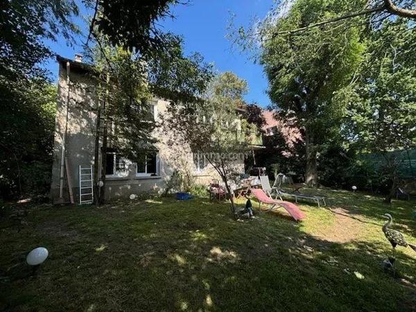 Vente Maison 8 pièces 165 m2 à Villeneuve-Saint-Georges