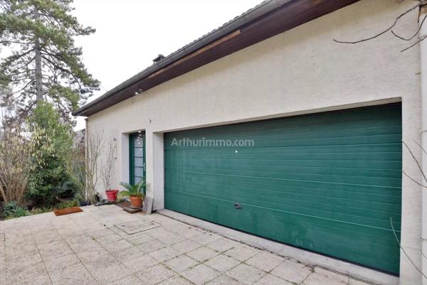 Vente                                                      Maison
                        
                     8 pièces                      165 m2                     à Villeneuve-Saint-Georges