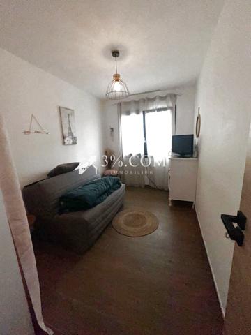 Maison
                                                                                                                                                                                                                                                                                                                        5 pièce(s)                                                                                                                                                                                                          4 chambre(s)                                                                                                                                                                                                          144  m²