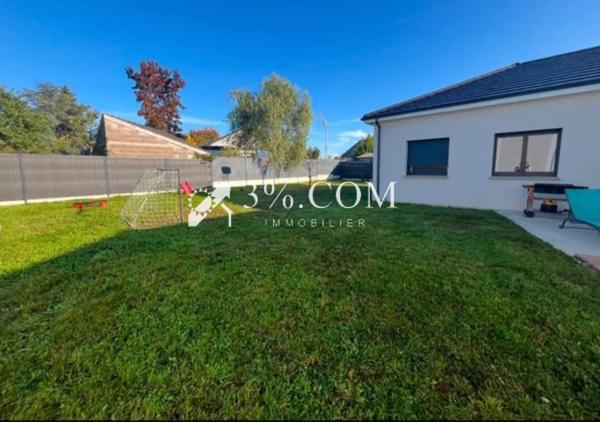 Maison
                                                                                                                                                                                                                                                                                                                        5 pièce(s)                                                                                                                                                                                                          4 chambre(s)                                                                                                                                                                                                          144  m²